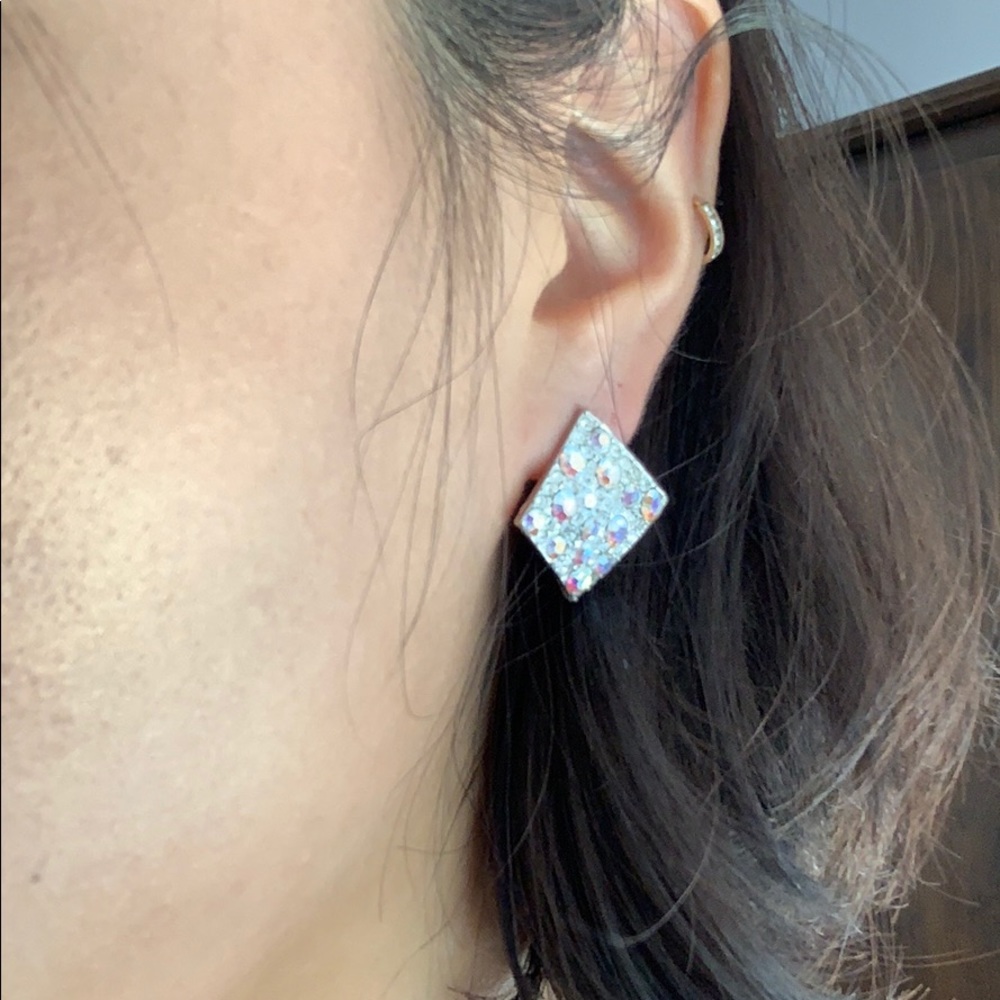 Hand-crafted earrings - Picture 7 of 7